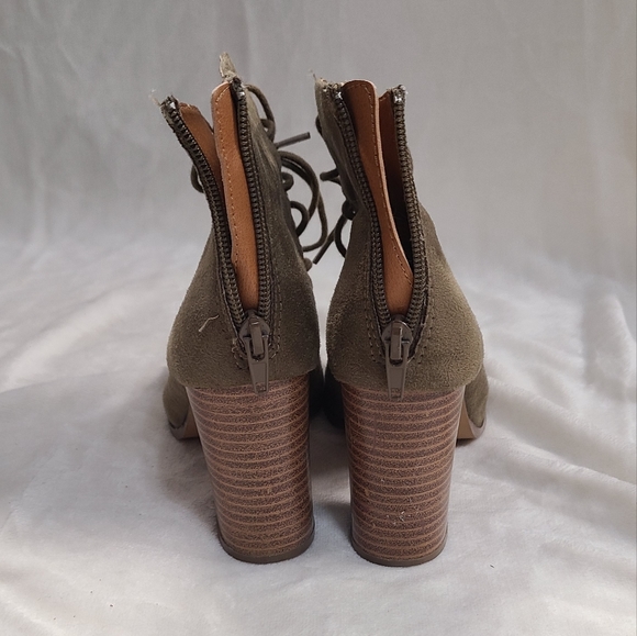 Charlotte Russe Women's Ciara Faux Suede Lace Up Open Toe Ankle Boots Size 6 - Picture 4 of 6